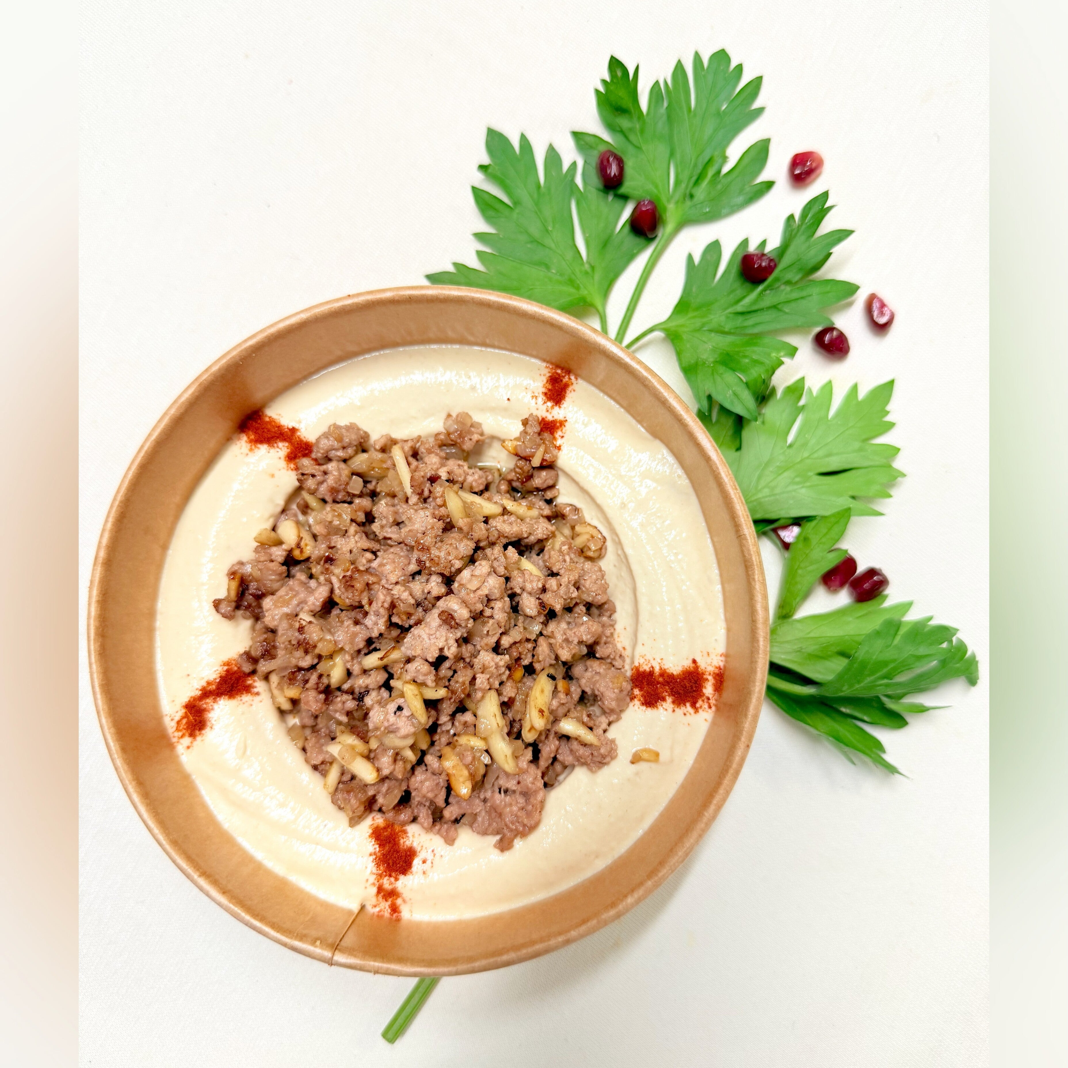 Hummus bi Lahma